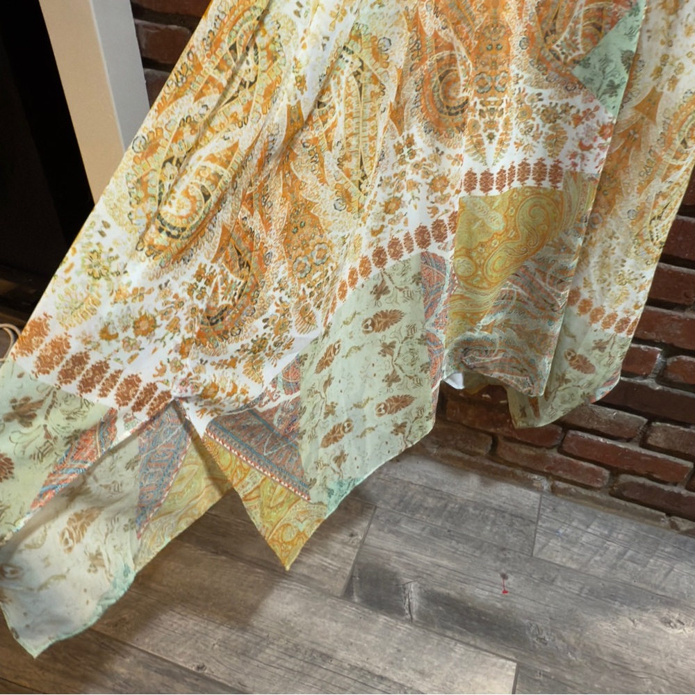 City Chic Dress‎ Womens Size XS/14 Printed Paisley Handkerchief Hem Sleeveless - Picture 4 of 12